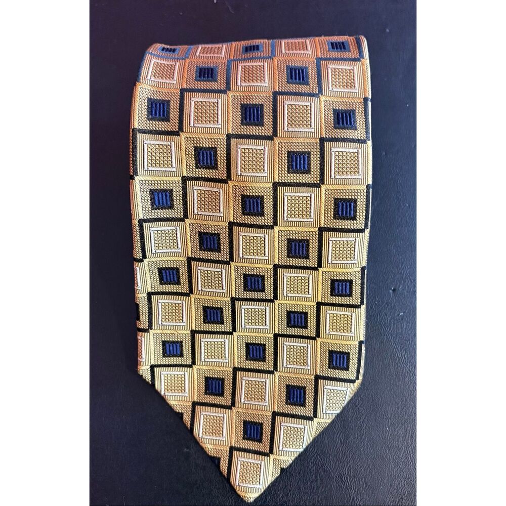 Mossimo tie